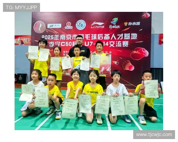 南京羽毛球队在世界锦标赛中的技术表现分析与点评