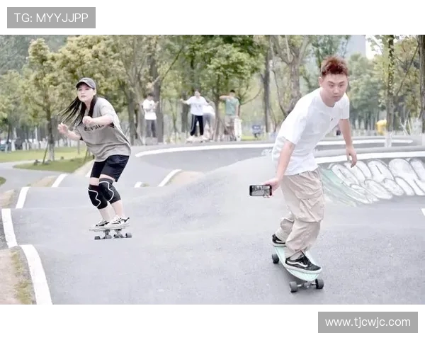 成都极限运动队在世界滑板锦标赛中的精彩表现与经验分享