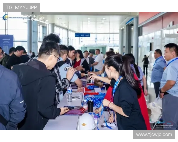 武汉篮球队逆袭之路揭秘：从低谷到巅峰的精彩旅程