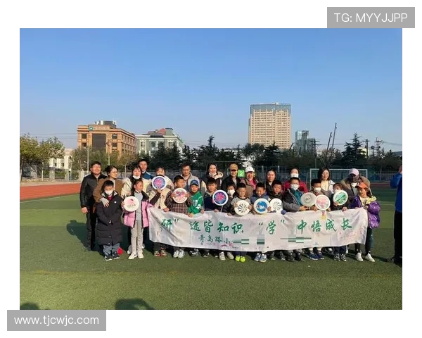 飞盘热潮下杭州飞盘队的战术优势与整体压制解析