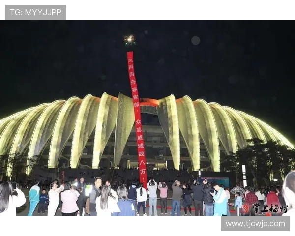 深圳新鹏城迎战梅州客家两队争锋激情对决再燃绿茵舞台