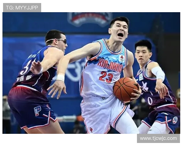 广东男篮与新疆队激战回放精彩瞬间重温篮球魅力与激情对决